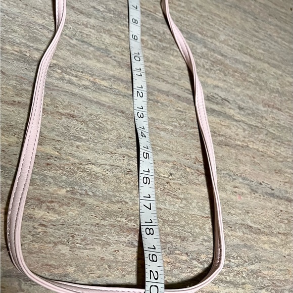 NWOB Betsey Johnson floral convertible wristlet/ crossbody bag - Picture 7 of 15